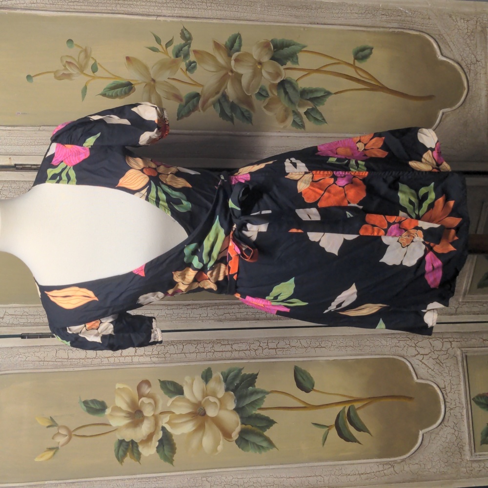 Black Wrap Around Dress S/P